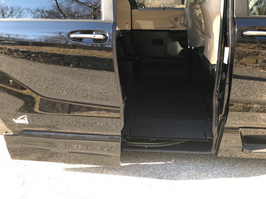 Toyota Siena Hybrid Accessible Van