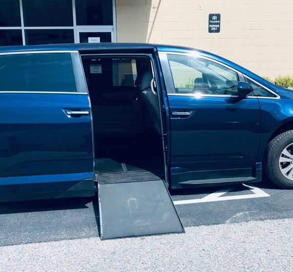Blue Honda Odyssey wheelchair minivan