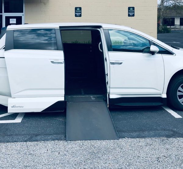 used honda odyssey white with open ramp
