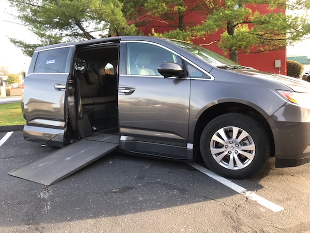 honda odyssey ramp van