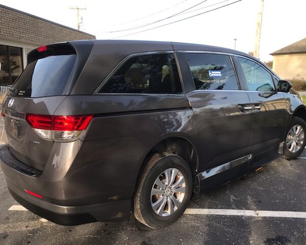 honda odyssey side